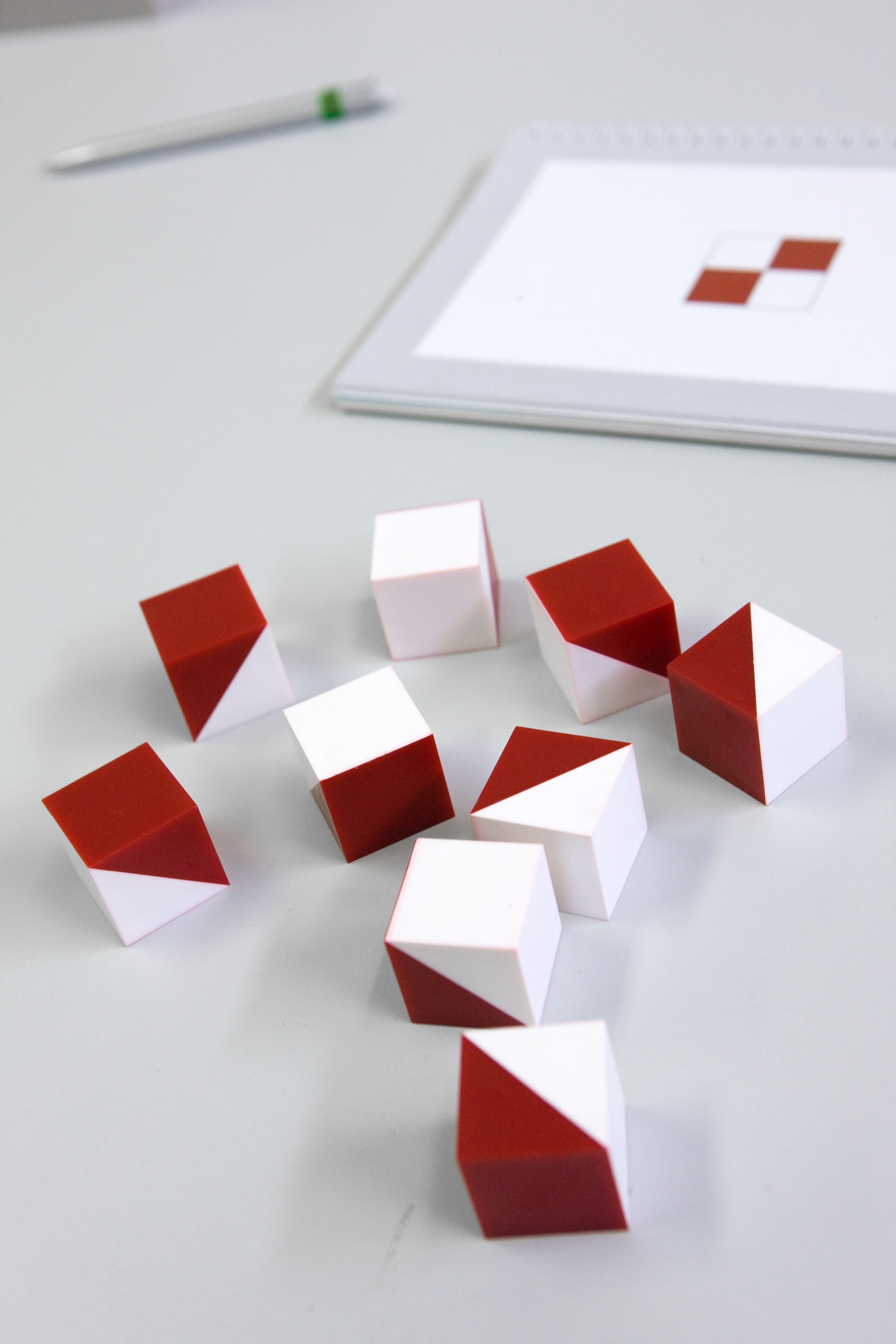 Blocks red and white for child IQ test